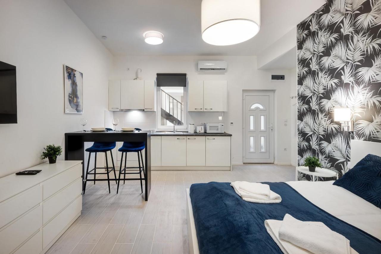 Modern Stay In Authentic Central Area — Fotók 1
